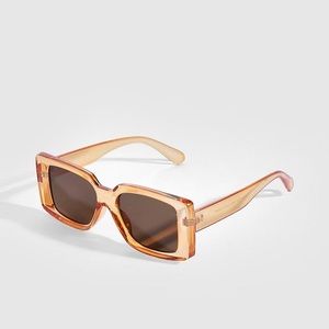 TINTED SQUARED OFF SUNGLASSES